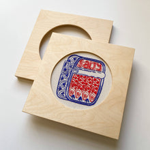 Load image into Gallery viewer, Modern Embroidery Hoop Frame for 6" Hoops