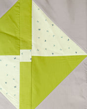 Load image into Gallery viewer, Wildflower Quilt Kit for Suzy Quilts | Fresh Linen