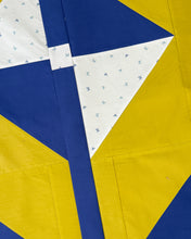 Load image into Gallery viewer, Wildflower Quilt Kit for Suzy Quilts | Fresh Linen