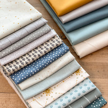 Load image into Gallery viewer, Winter Walk 2.0 | Garland Quilt by Suzy Quilts | Bundle