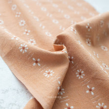 Load image into Gallery viewer, Introducing the Forest Forage collection by Fableism Supply Company. Fablism's newest group of wovens features 2 new basics, Daisies and Honeycomb, in their signature earth-tone shades. These wovens are excellent staples in quilting, homewares and apparel. Available at globalfibershop.com.