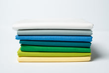 Load image into Gallery viewer, Birch Organic Fabrics produces a high-quality, 100% Organic Cotton Poplin in the most delicious solids and modern prints. Fabric printed with low impact dye (no toxic chemicals or mordants) Certified Organic by GOTS. Availablle at globalfibershop.com.