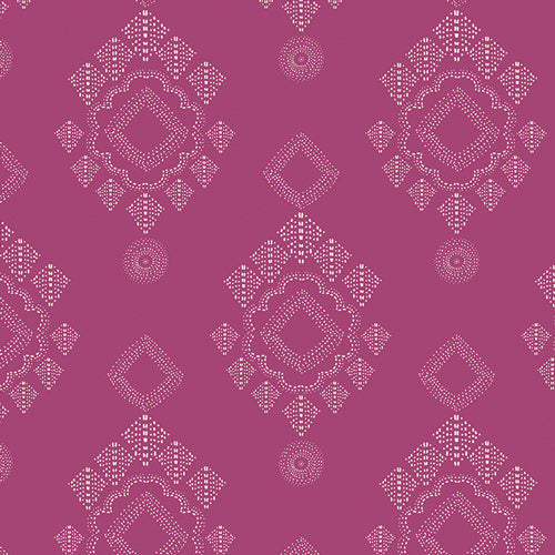 Diamant print on a fuschia background.