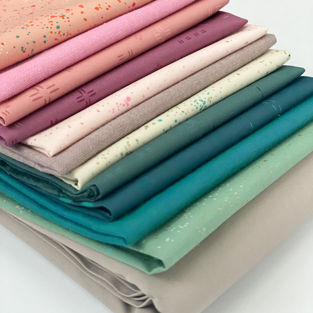 Starling Quilt by Suzy Quilts | Throw-Size Quilt Top Kit | Sedum Garden